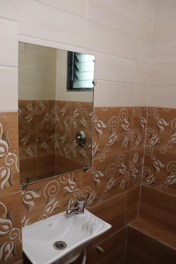 Hotel Sun Shine อาบูโรด ภายนอก รูปภาพ