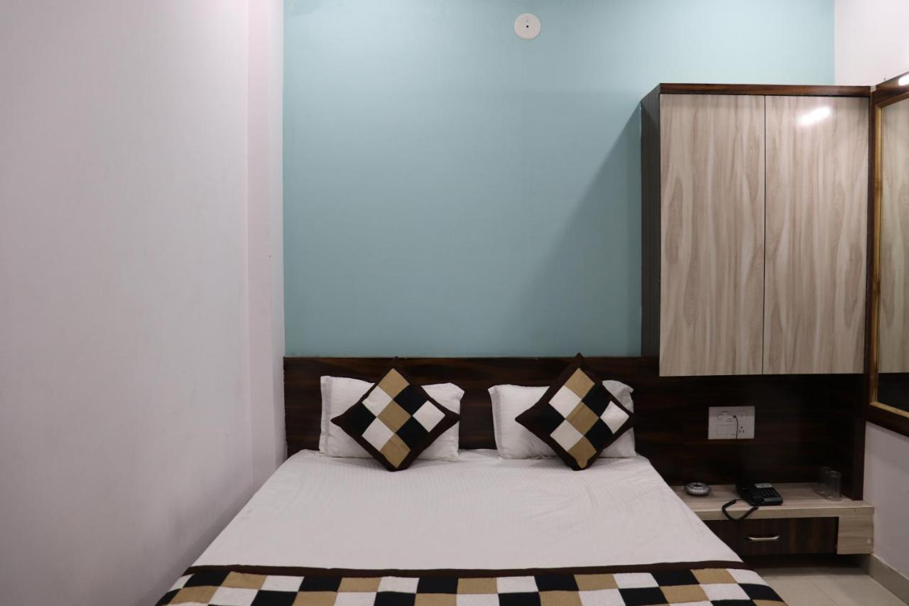 Hotel Sun Shine อาบูโรด ภายนอก รูปภาพ